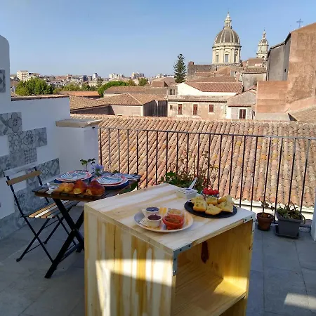 Bed & Breakfast Bed, Book & Breakfast Landolina 3*