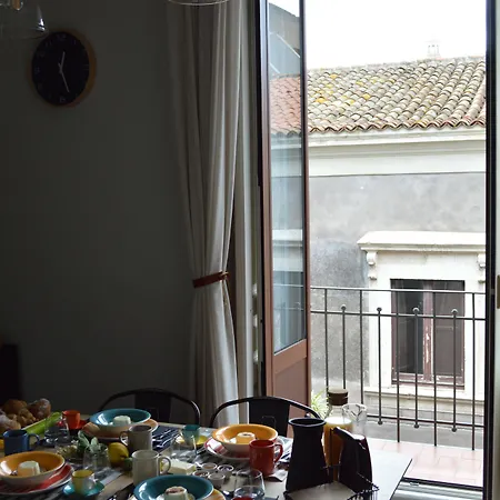 Bed, Book & Breakfast Landolina Catania