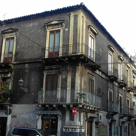Bed, Book & Breakfast Landolina Bed & Breakfast 3*