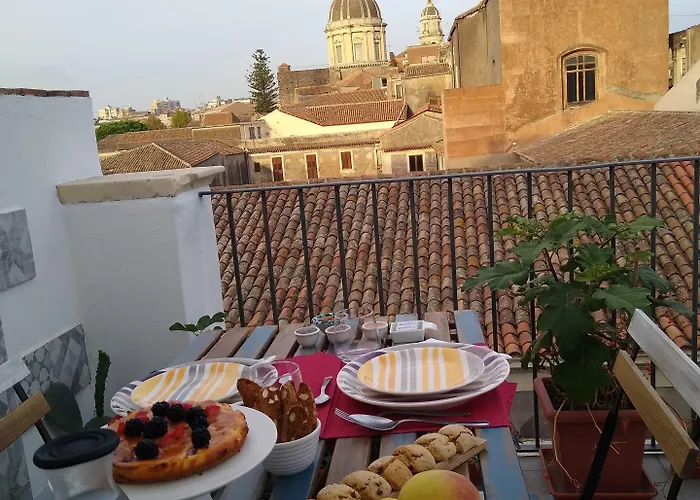Bed, Book & Breakfast Landolina 4*